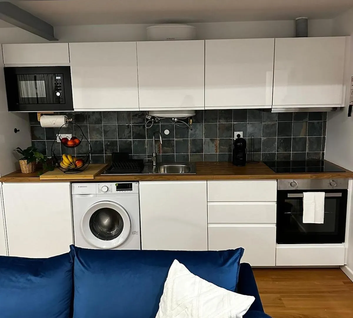 Amadora Flat 1 Apartment