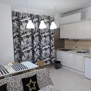 Apartment In Bed With Lisbon 15e, Amadora