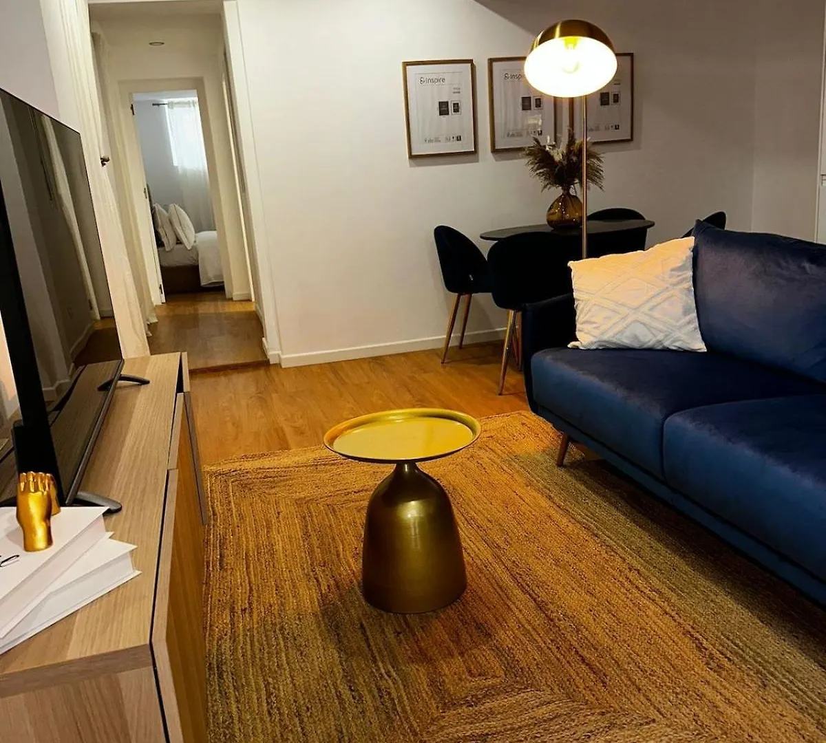 Amadora Flat 1 Apartment